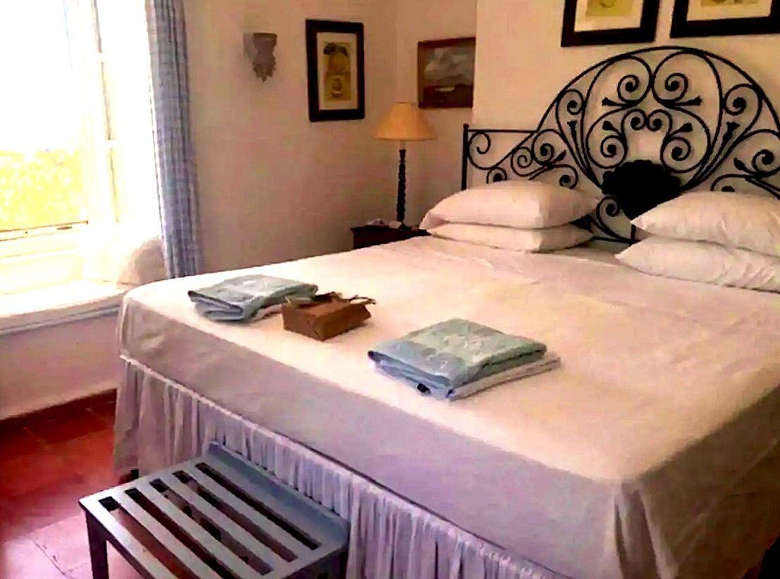 Komito Villa bedroom
