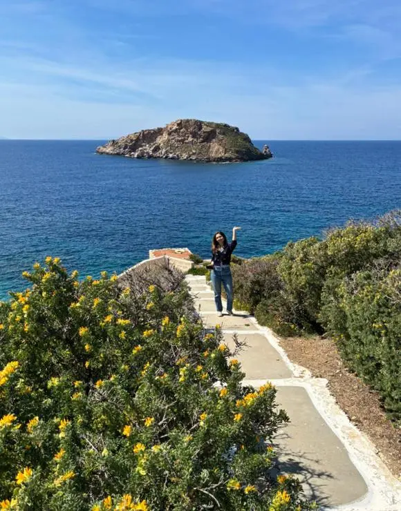 Komito path to the sea