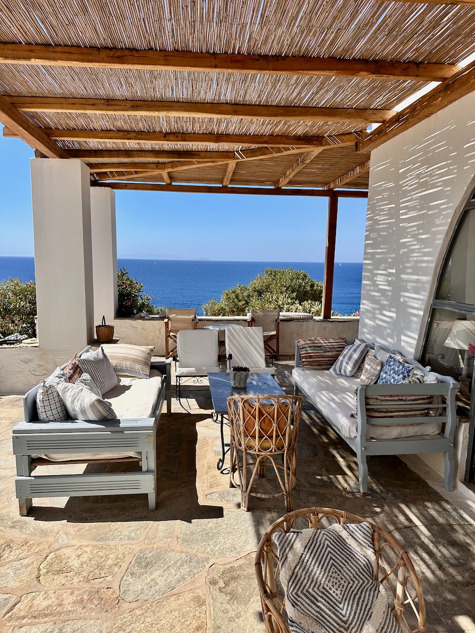 komito-covered-terraceù - 1