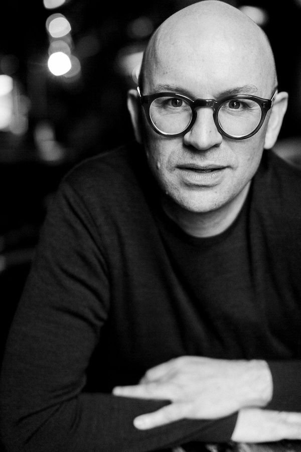 portrait-Thomas-rev2